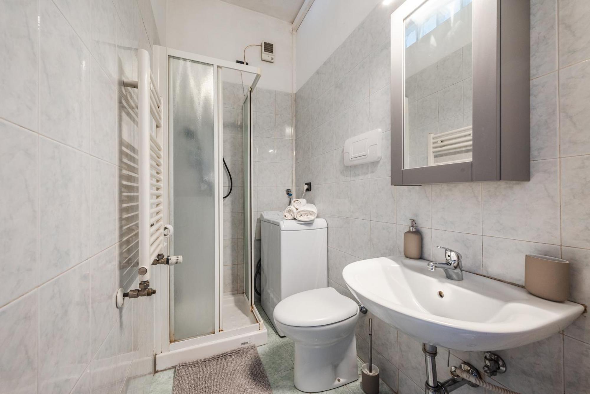 Roma 23, Smartstay Rozzano Exteriér fotografie