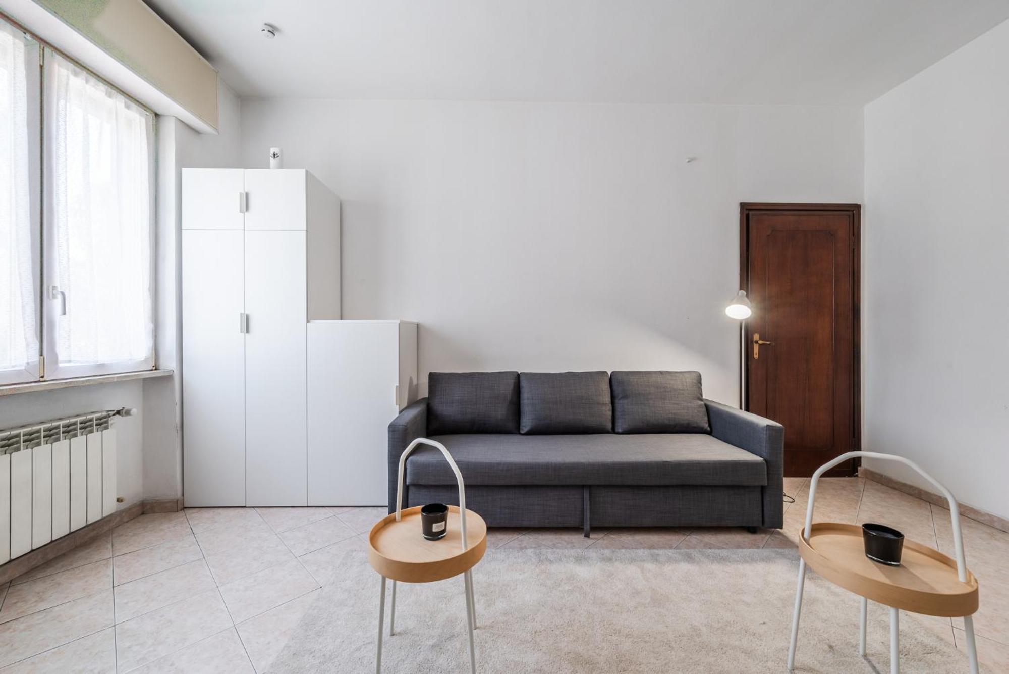 Roma 23, Smartstay Rozzano Exteriér fotografie