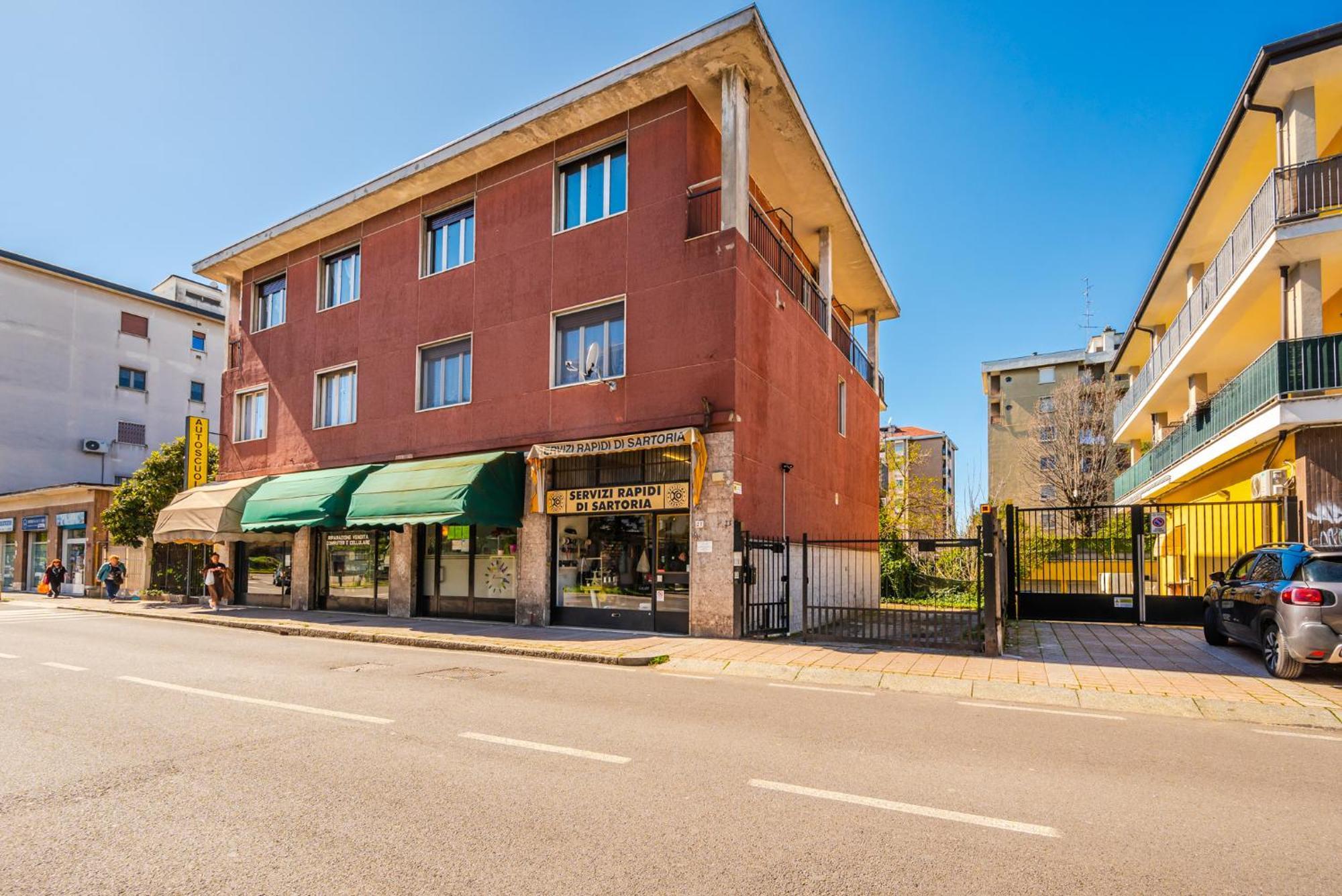 Roma 23, Smartstay Rozzano Exteriér fotografie