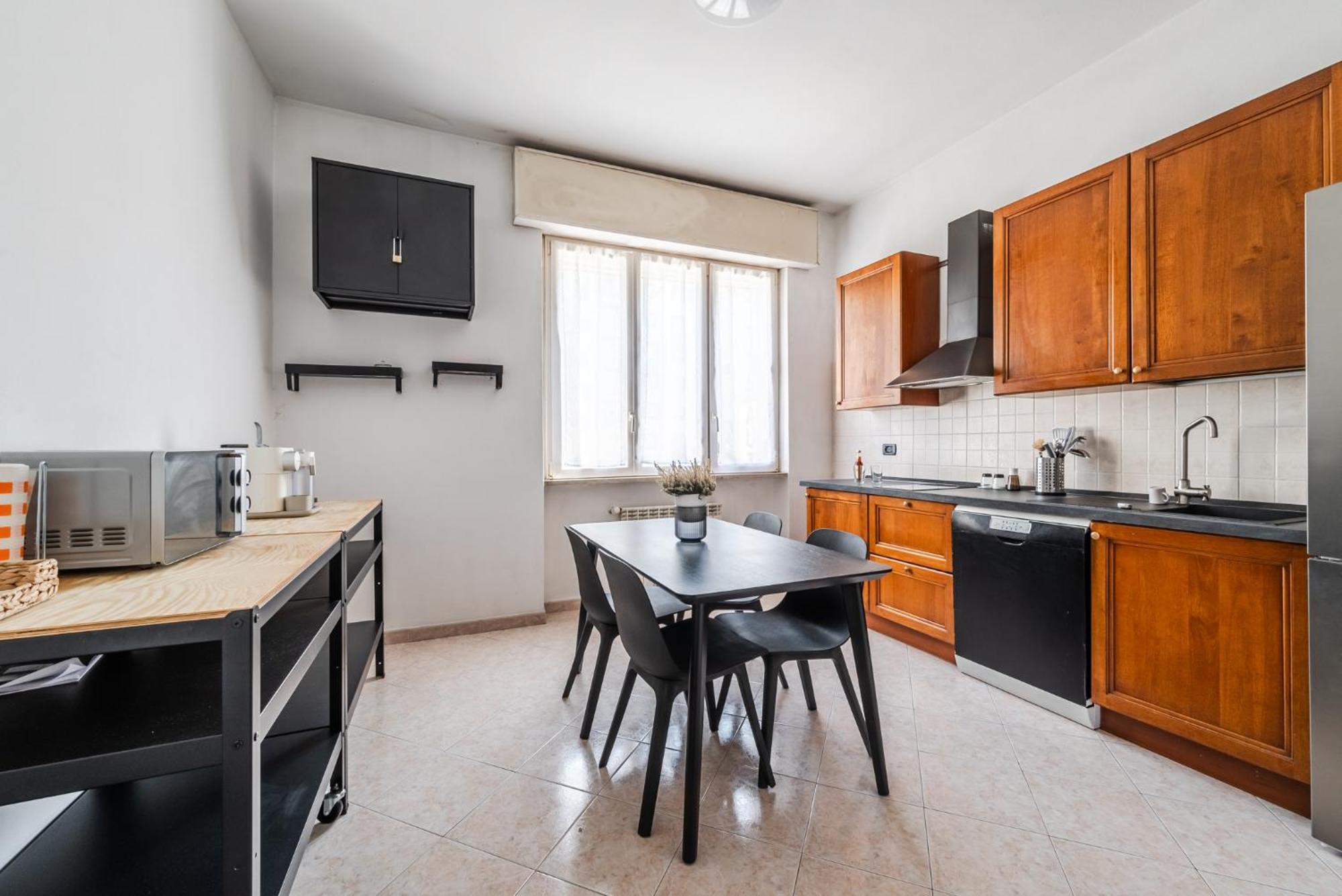 Roma 23, Smartstay Rozzano Exteriér fotografie