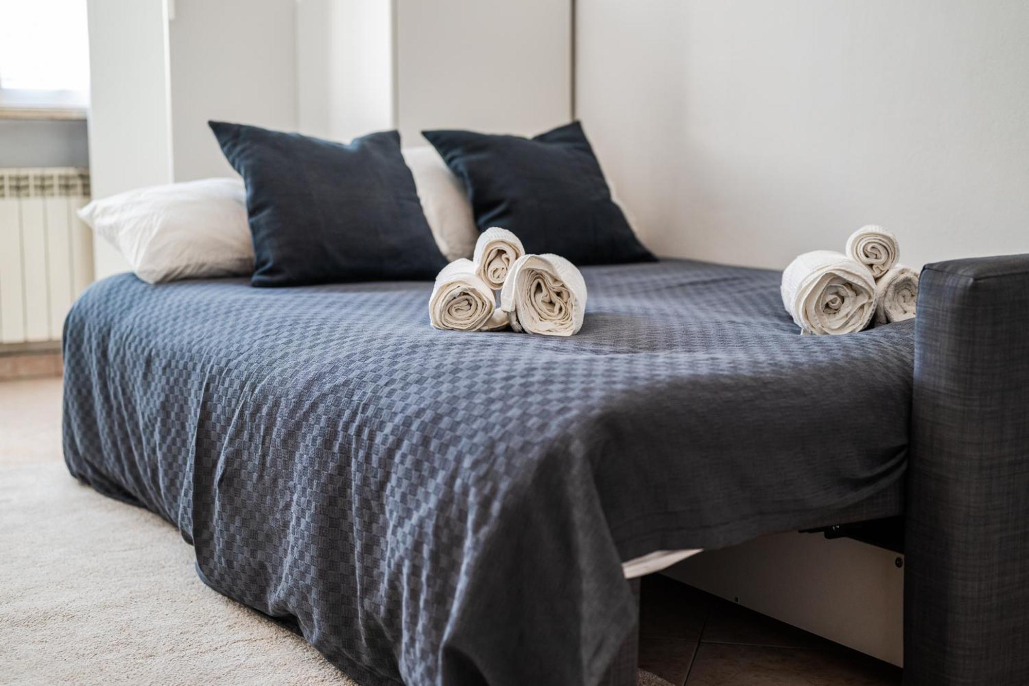 Roma 23, Smartstay Rozzano Exteriér fotografie