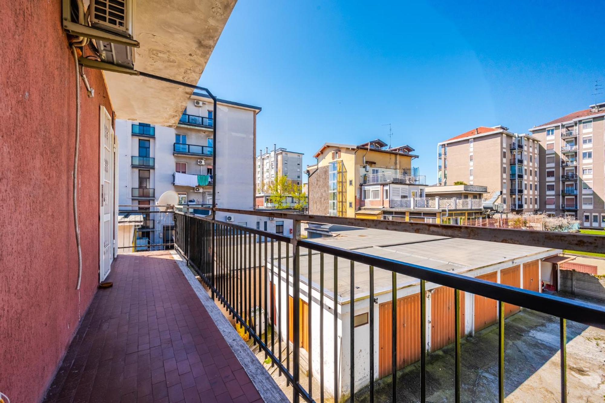 Roma 23, Smartstay Rozzano Exteriér fotografie